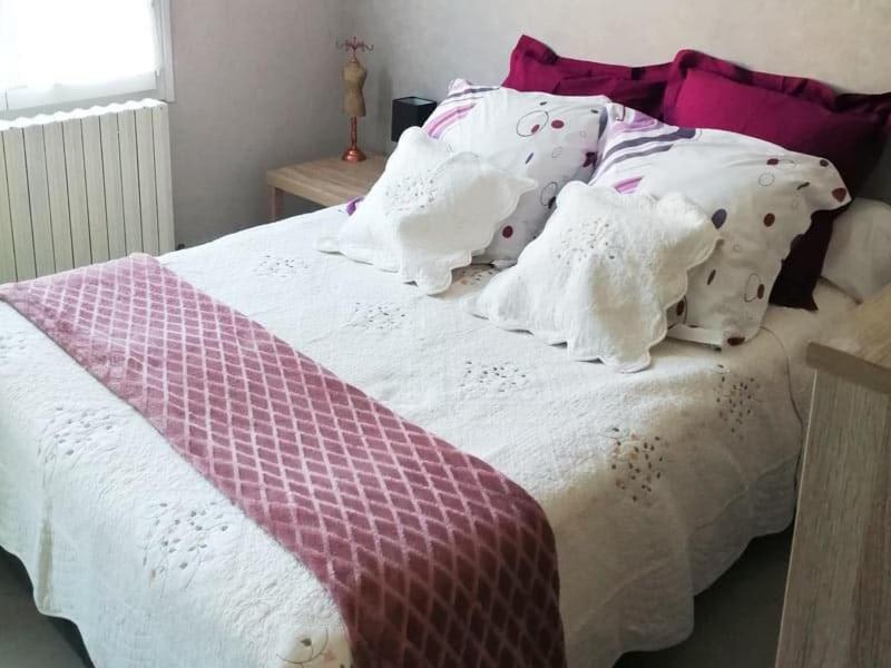 Gite Pavillon Kifadonfe 3 Ch Avec Cour Et Jardin Clos Villa Saint-Germain-Lembron Kültér fotó