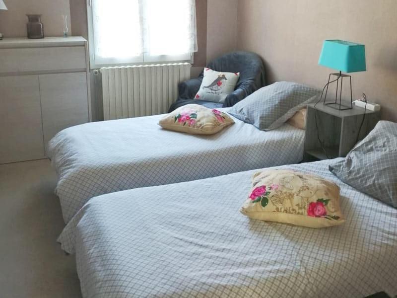 Gite Pavillon Kifadonfe 3 Ch Avec Cour Et Jardin Clos Villa Saint-Germain-Lembron Kültér fotó